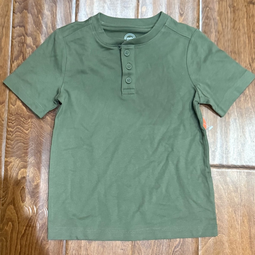 NWT Size XS (4-5) Wonder Nation Uniform Green Short Sleeve Henley Tee